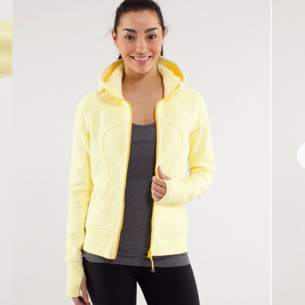 Lululemon Scuba Hoodie Stretch Lined Hood in Mellow Yellow